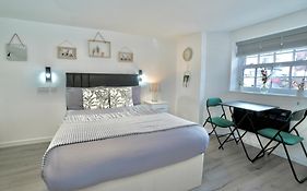 Luxury Flats In Southsea Portsmouth - Free Parking